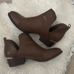Arizona Leather Brown and Gold Booties